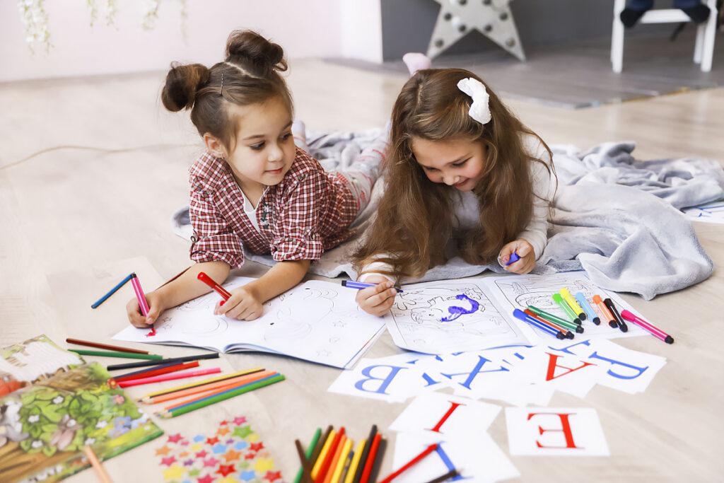 Jak dobierać karty pracy do wieku i zainteresowań dziecka  Kindery 11